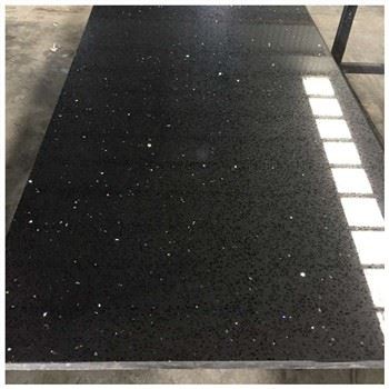 چمکتے ہوئے سیاہ کوارٹج کاؤنٹر ٹاپس